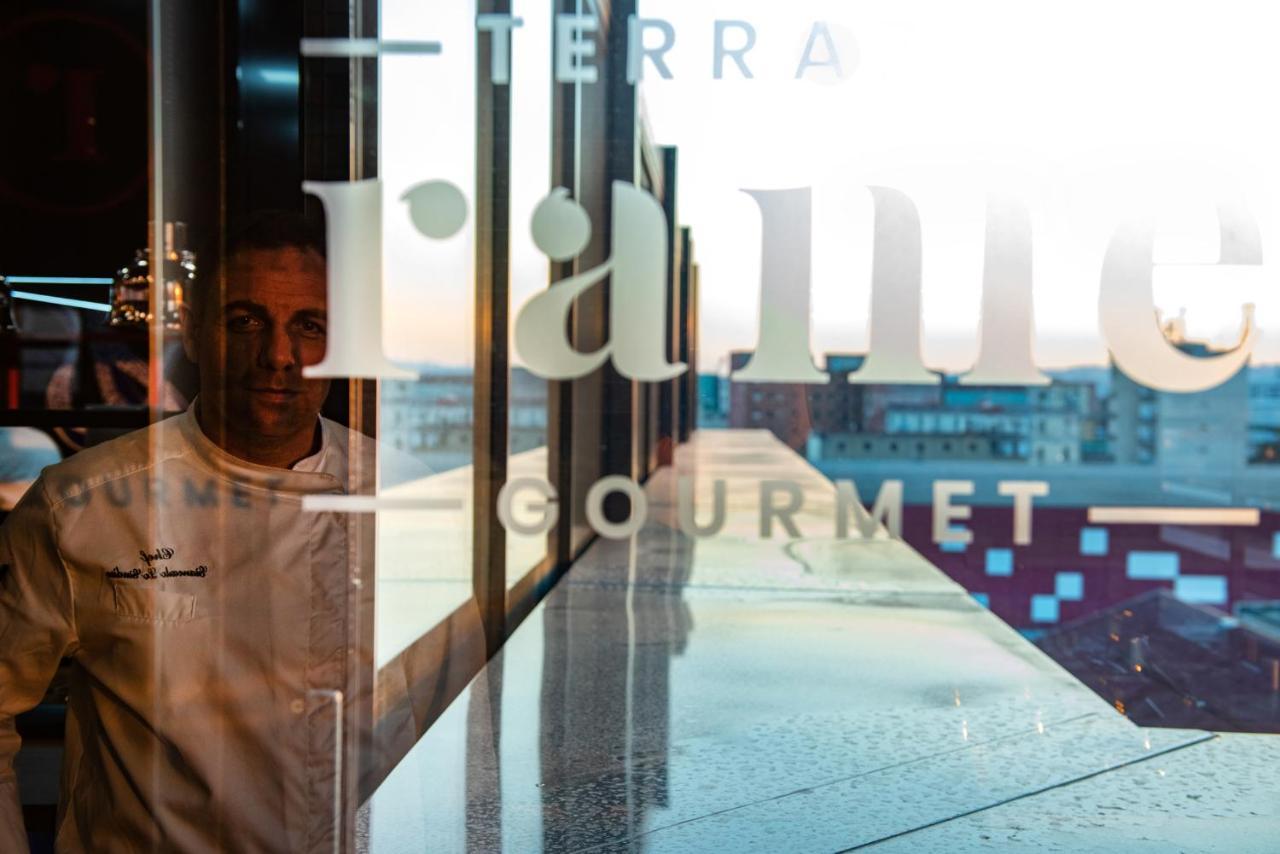 Gold Tower Lifestyle Hotel Nápoly Kültér fotó